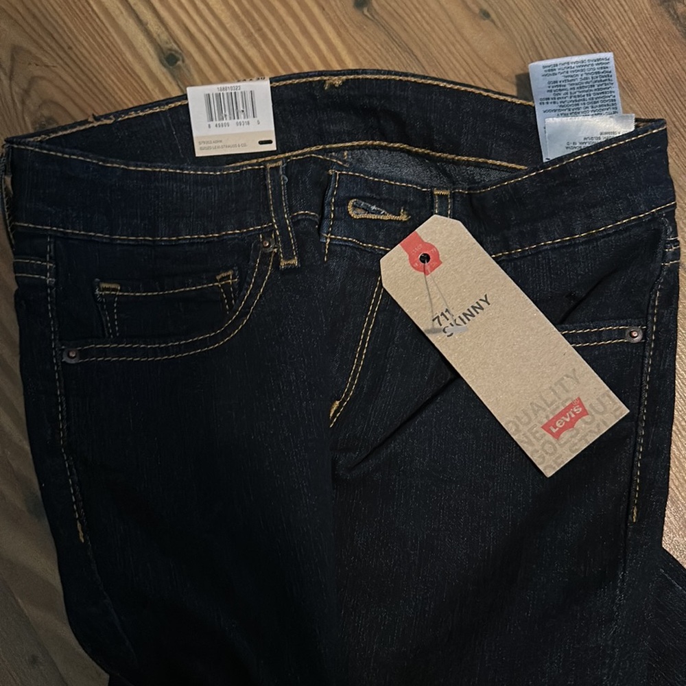 New Levi's Women's 711 Skinny Mid Rise Ankle Jeans 24 x 30 - Picture 5 of 8